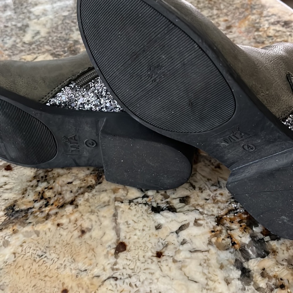 MIA fashion boots size big girls 4 - Picture 4 of 5